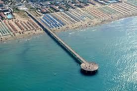 Il Pontile Holidays Apartment Marina di Pietrasanta Extérieur photo