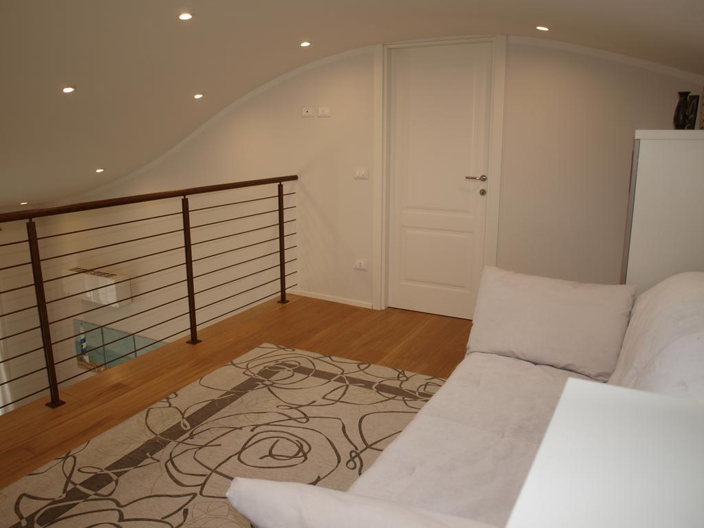 Il Pontile Holidays Apartment Marina di Pietrasanta Chambre photo