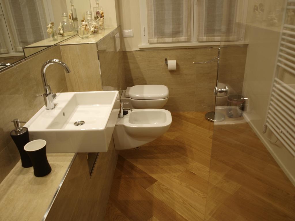 Il Pontile Holidays Apartment Marina di Pietrasanta Chambre photo