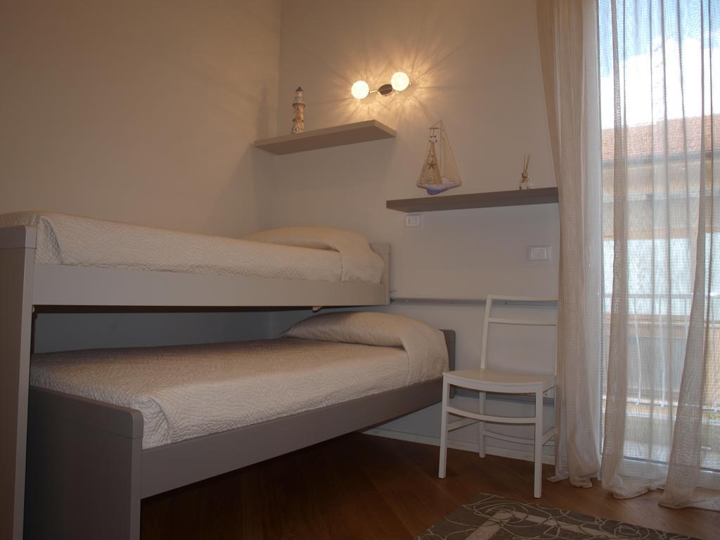 Il Pontile Holidays Apartment Marina di Pietrasanta Extérieur photo